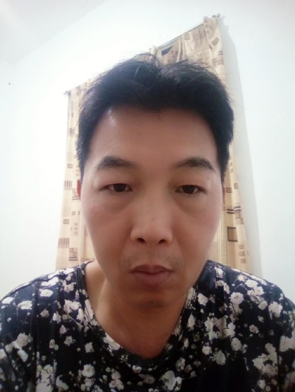 繁华哀伤的第一张照片--云霄相亲网