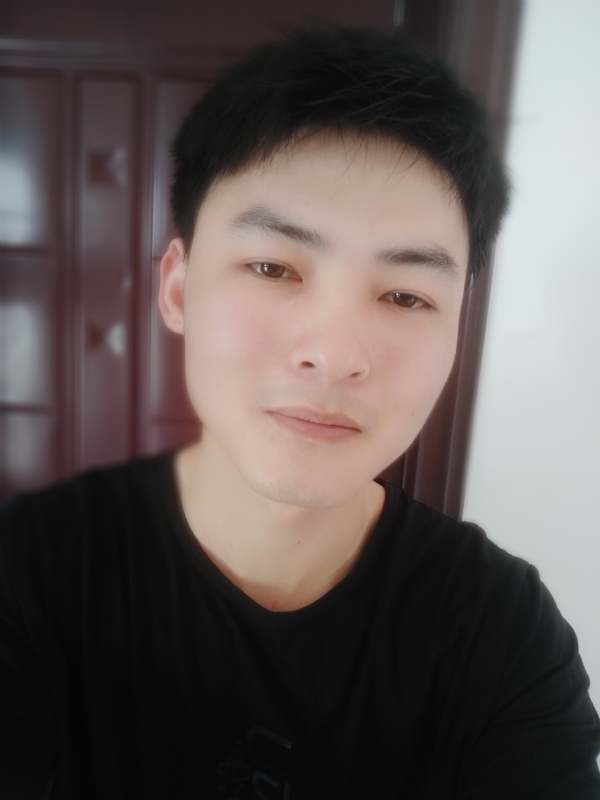 小情绪)っ的第一张照片--云霄相亲网