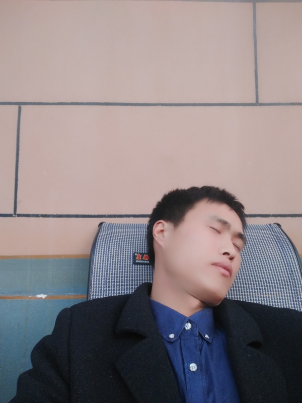 有钱爱情才能长久的第一张照片--云霄相亲网