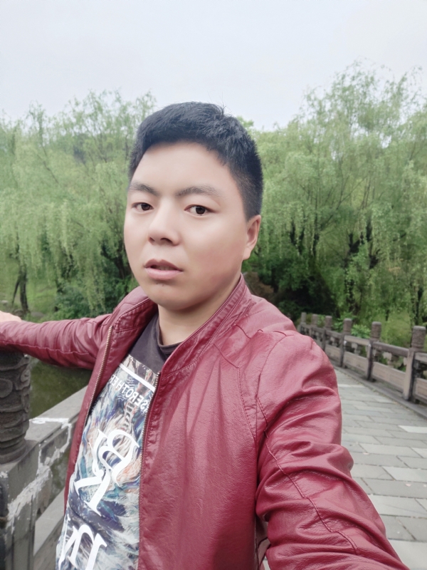 守护你一辈子的第一张照片--云霄相亲网