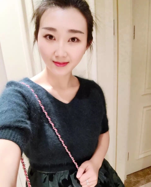 小妮的第三张照片--云霄相亲网