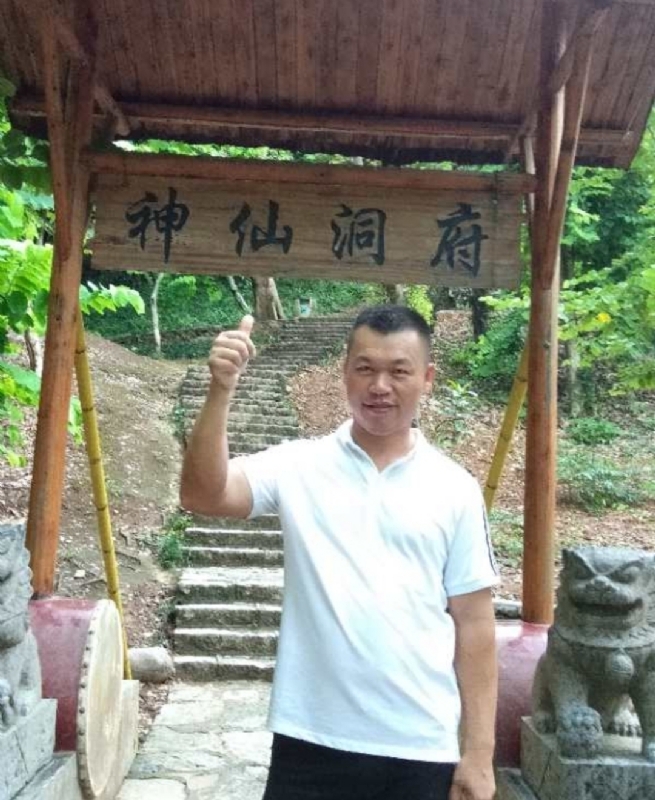 强仔的第一张照片--云霄相亲网