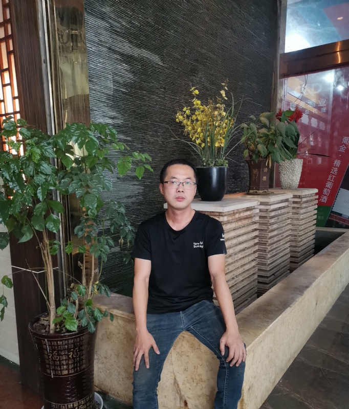 孤独小舟的第二张照片--云霄相亲网