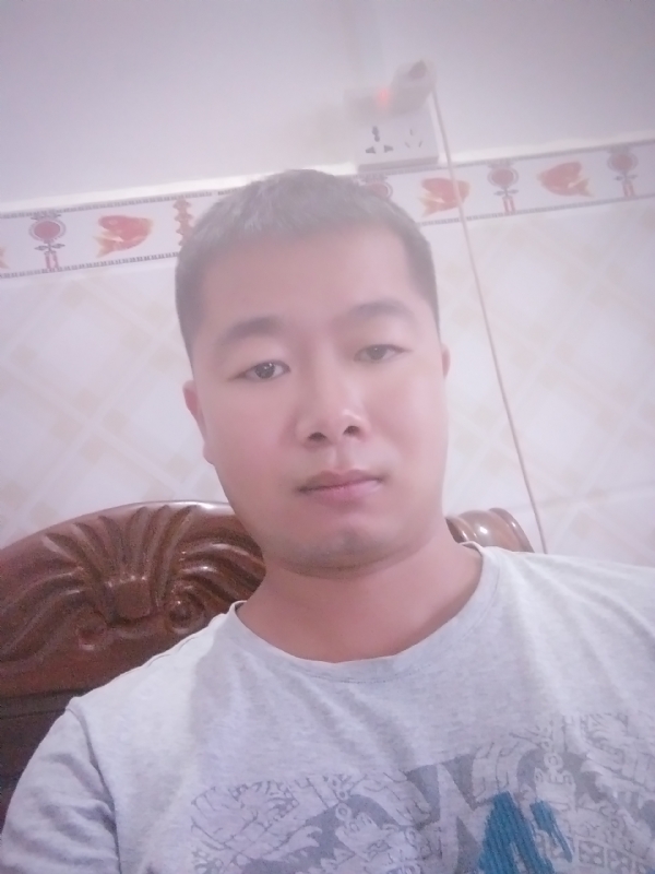心雨的第一张照片--云霄相亲网