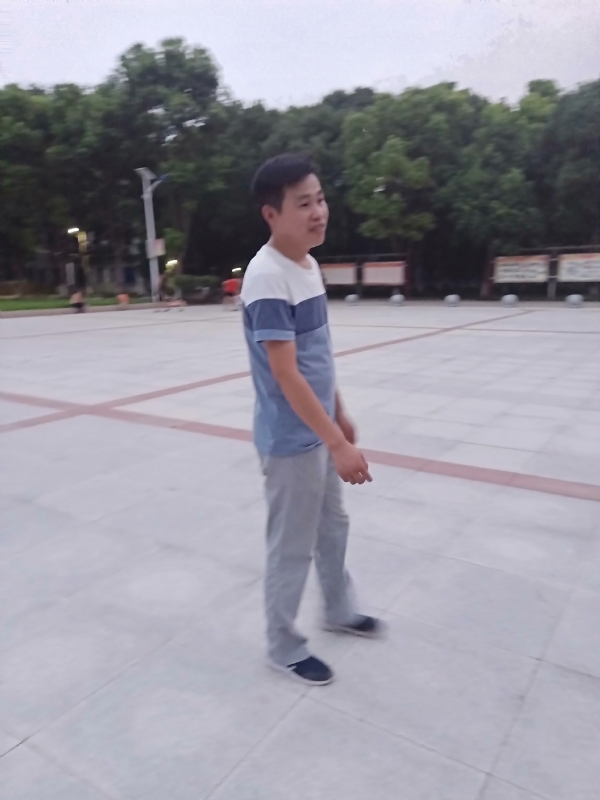 一笑的第一张照片--云霄相亲网