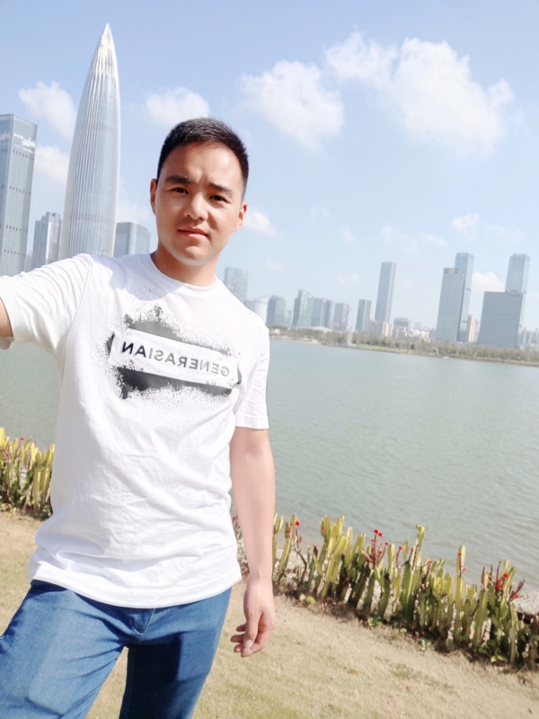 许仙敢睡蛇的第一张照片--云霄相亲网