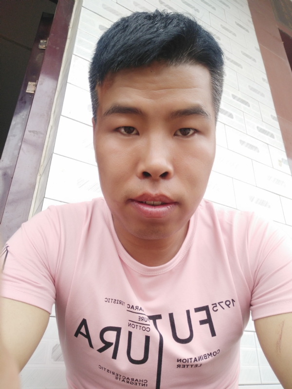 守护爱情的第一张照片--云霄相亲网