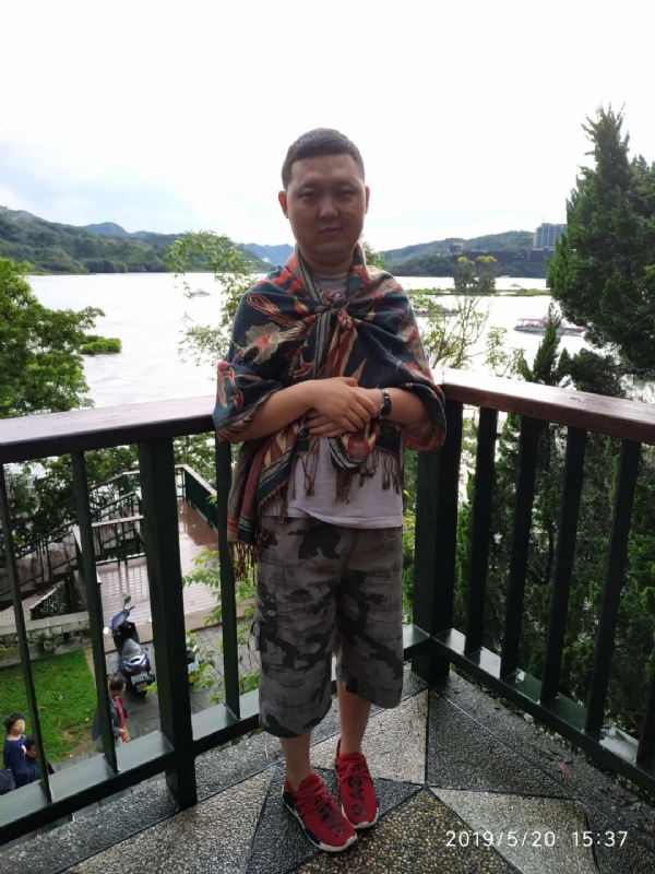 爱情里的俩个人的第一张照片--云霄相亲网