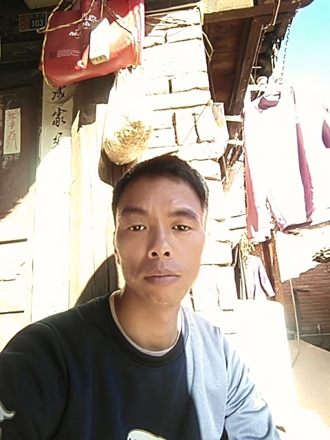 等会就睡的第一张照片--云霄相亲网