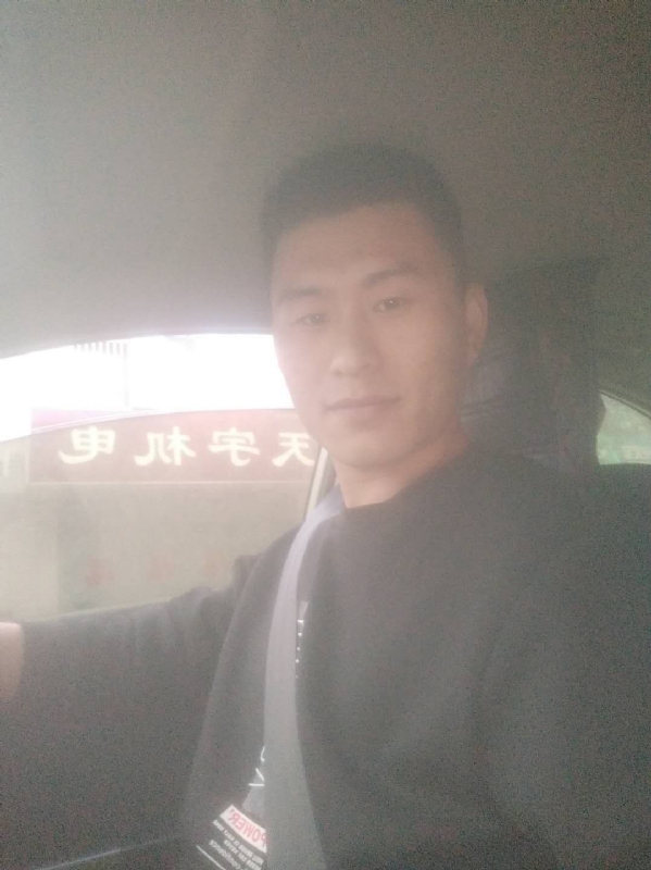 老鼠爱上猫的第一张照片--云霄相亲网