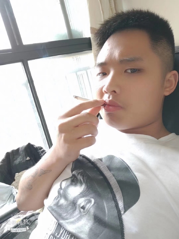 比比曾_的第三张照片--云霄相亲网