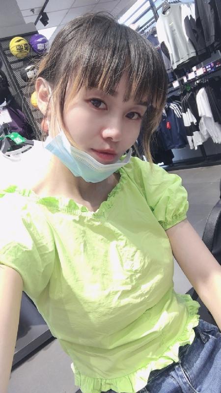 婀娜袅袅的第一张照片--云霄相亲网