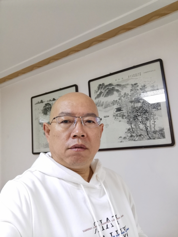 光头博士的第一张照片--云霄相亲网