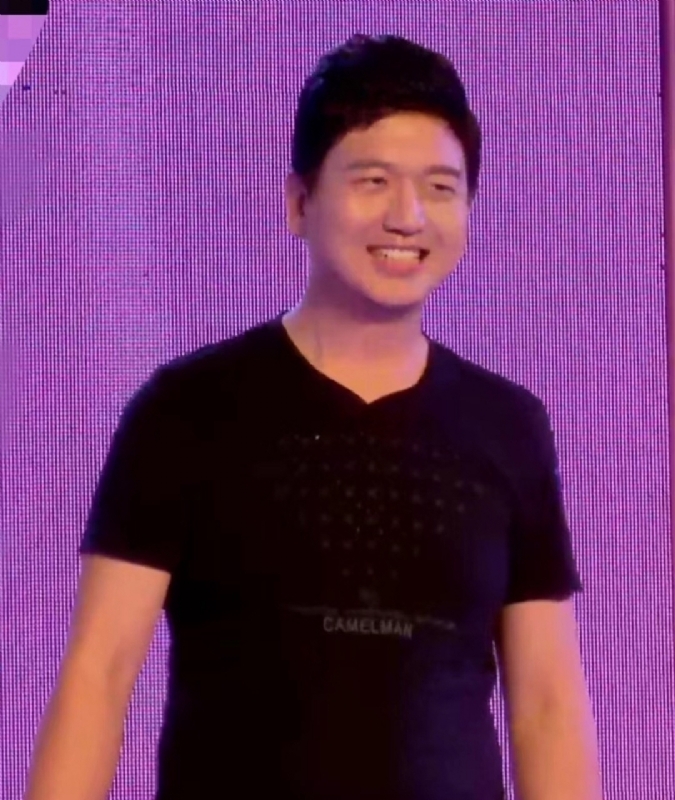 风继续吹的第一张照片--云霄相亲网