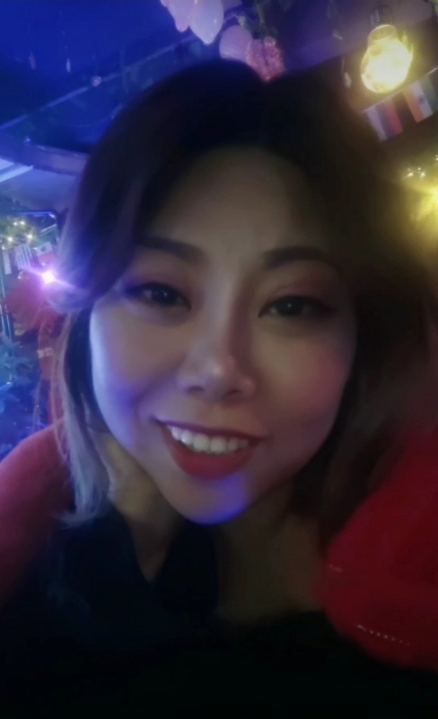 收快递的费仙女的第一张照片--云霄相亲网