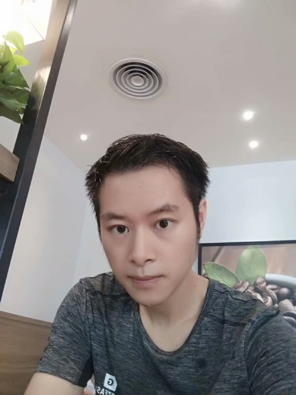 期待缘分的第一张照片--云霄相亲网