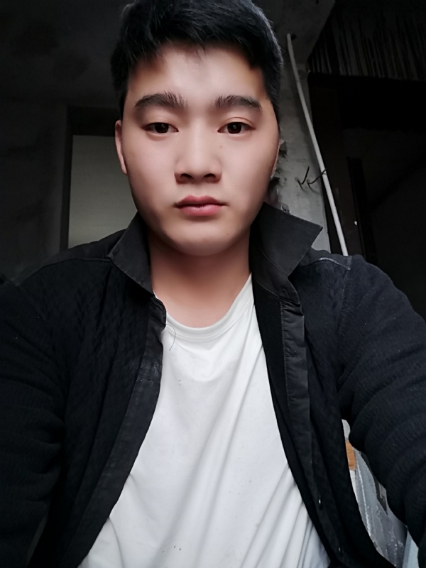 哈哈哈噗的第一张照片--云霄相亲网