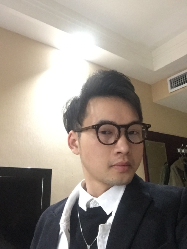 曾亮的第一张照片--云霄相亲网