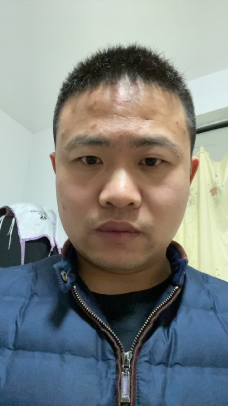 苹果的第一张照片--云霄相亲网