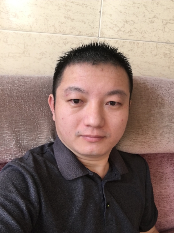 曲怀觞的第一张照片--云霄相亲网