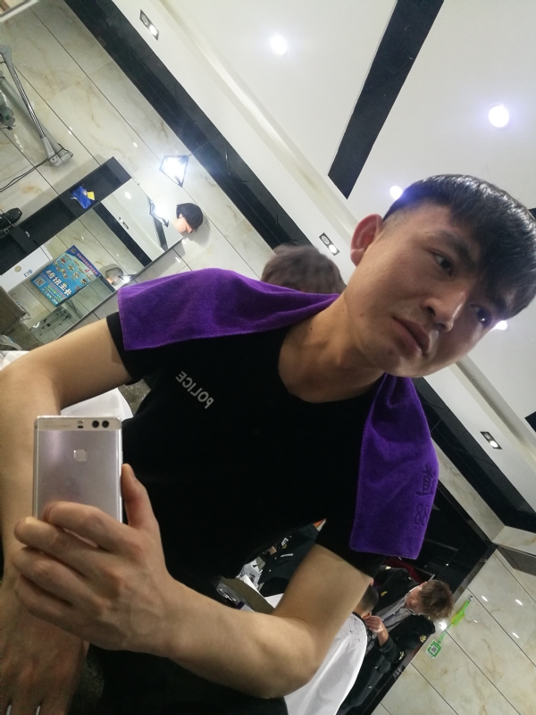 未来可期的我的第四张照片--云霄相亲网