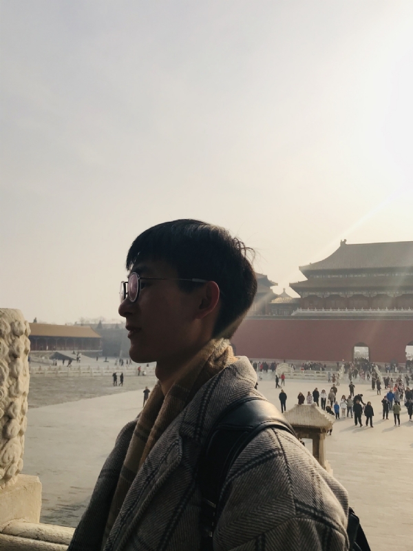 夏侯醉平的第一张照片--云霄相亲网