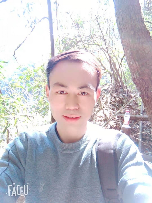 阿龙的第一张照片--云霄相亲网