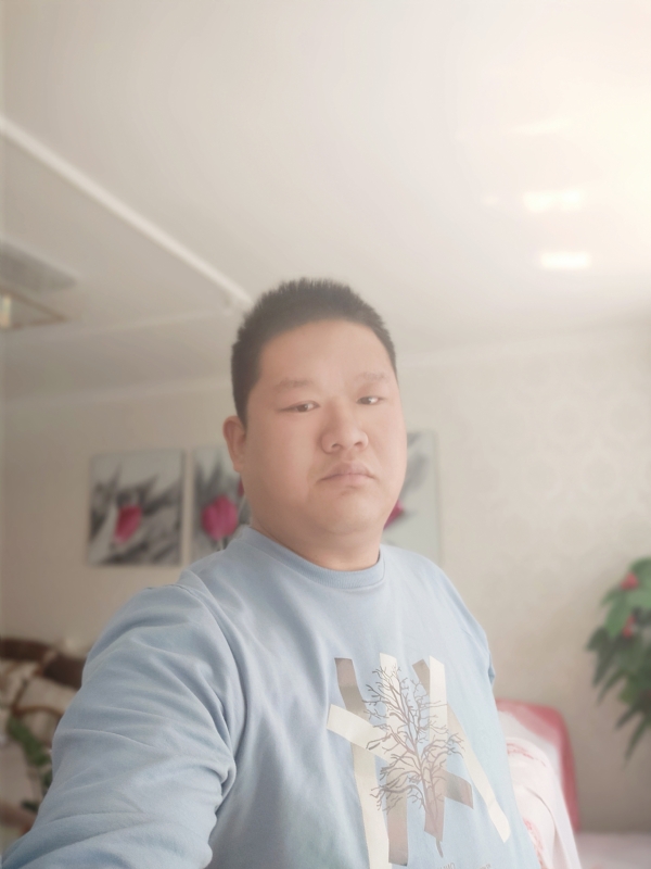 别无选择的第一张照片--云霄相亲网