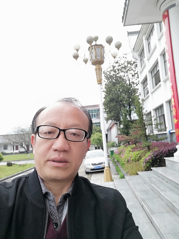 玫瑰祥云的第二张照片--云霄相亲网