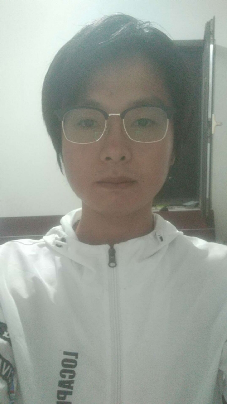 轻吻的第一张照片--云霄相亲网