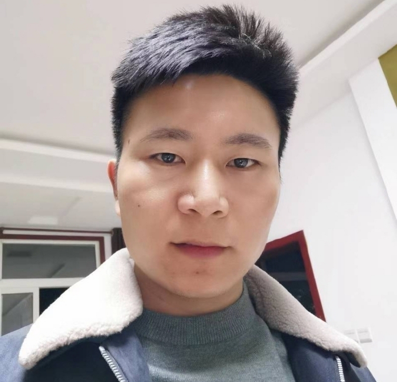 延峰的第一张照片--云霄相亲网