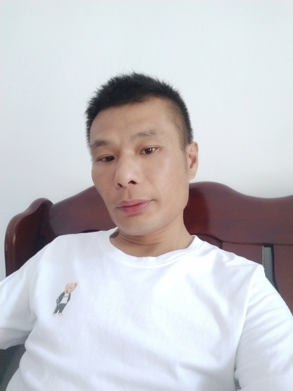 年少轻狂的第一张照片--云霄相亲网