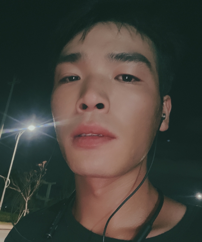 满船清梦压星河的第一张照片--云霄相亲网