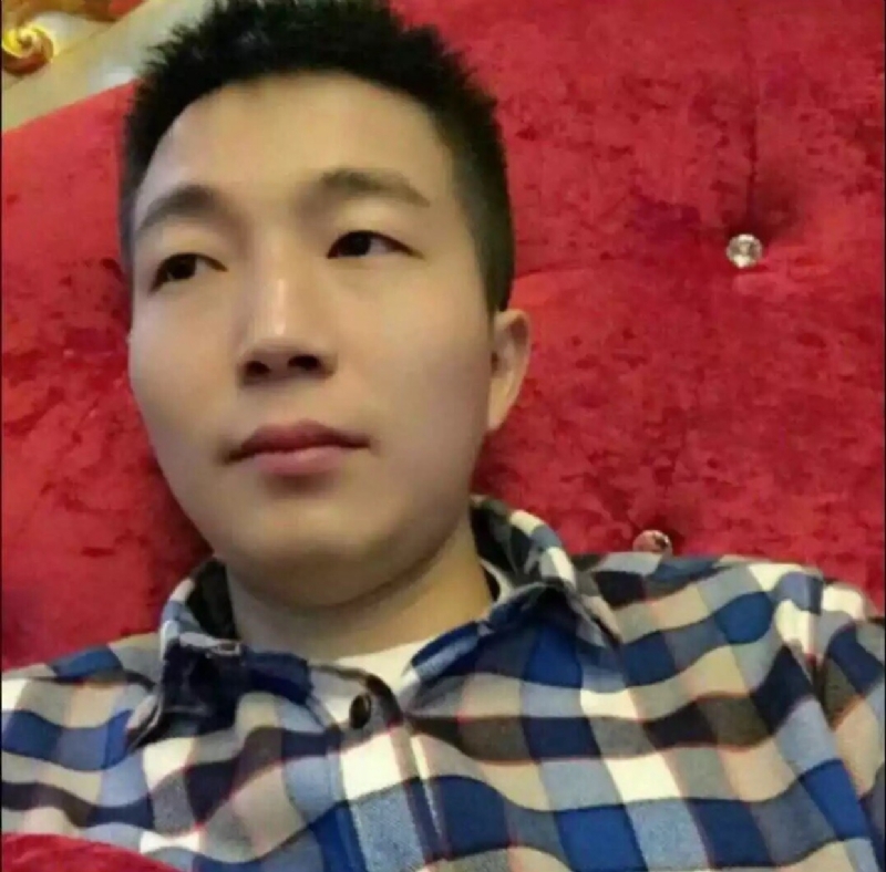 崩塌的信仰的第一张照片--云霄相亲网