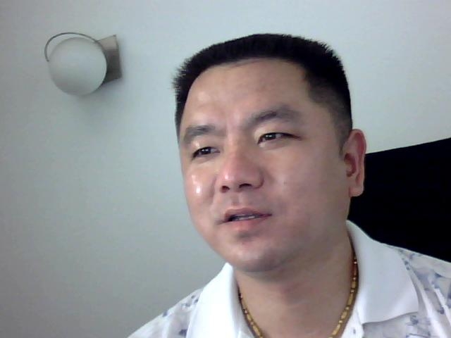 孤寂狼王的第一张照片--云霄相亲网