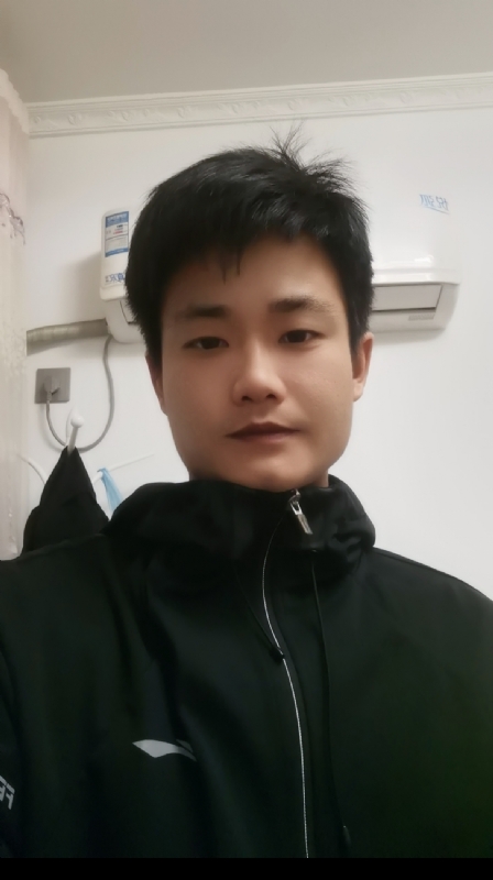 Mr丶Cui的第二张照片--云霄相亲网