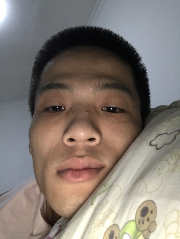 直男的第一张照片--云霄相亲网