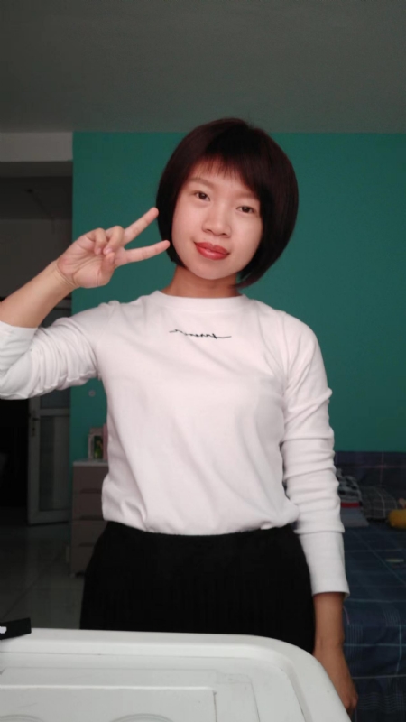 向日葵的第一张照片--云霄相亲网