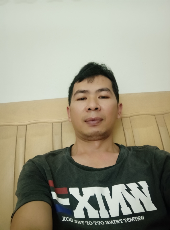 小伙子的第四张照片--云霄相亲网