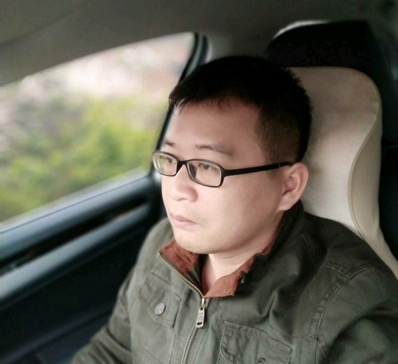 海风吹动你的心的第一张照片--云霄相亲网