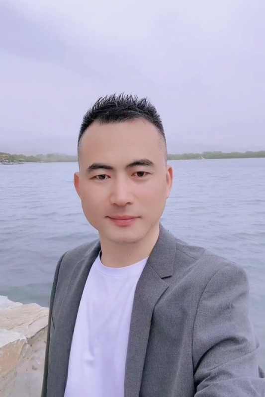 一往情深的第一张照片--云霄相亲网