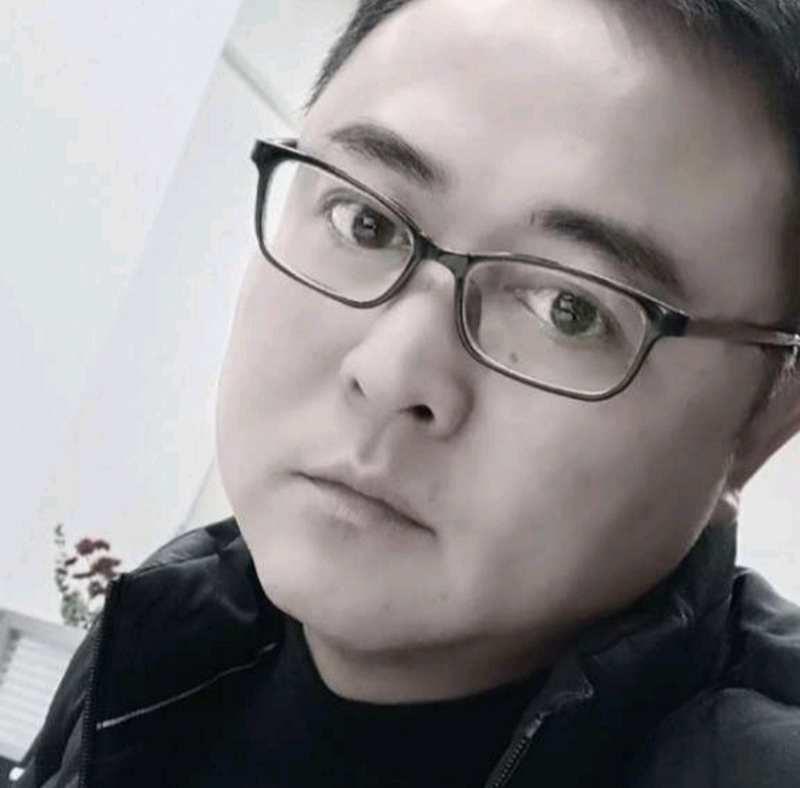 小石头的第一张照片--云霄相亲网
