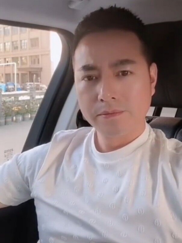 勿忘初心的第一张照片--云霄相亲网