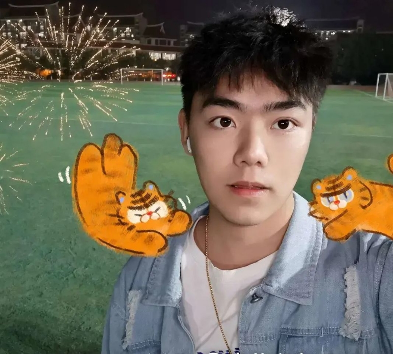太累了的第一张照片--云霄相亲网