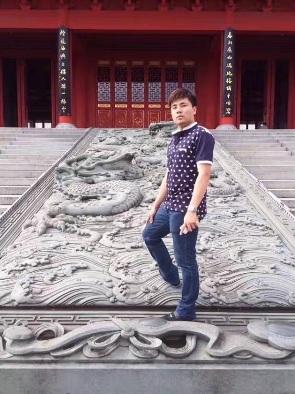 御龙氏的第一张照片--云霄相亲网