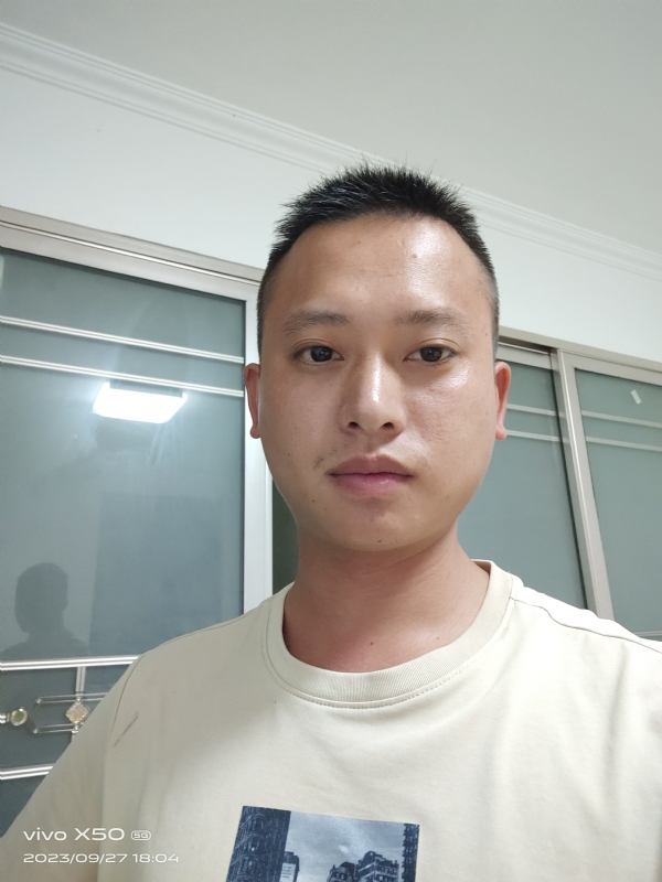 小yan同学的第一张照片--云霄相亲网