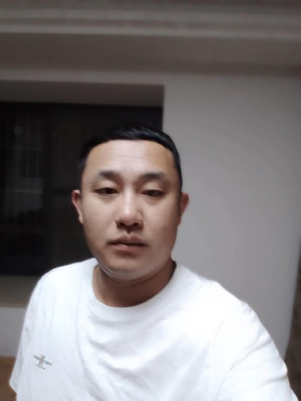 魔尊的第一张照片--云霄相亲网