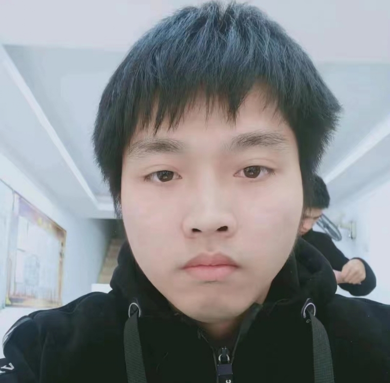 无奋斗不清春的第一张照片--云霄相亲网