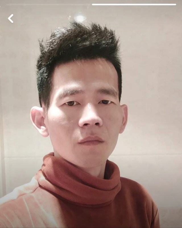 白了少年头的第一张照片--云霄相亲网