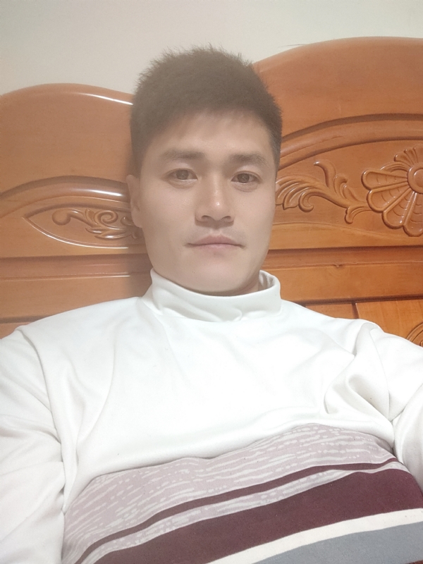 网球罗的第四张照片--云霄相亲网